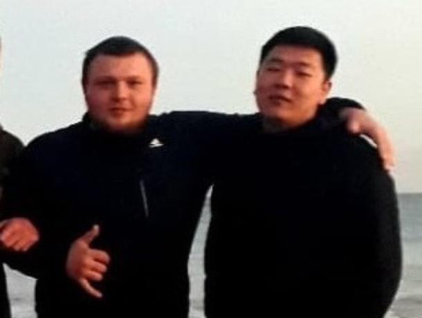 Приехавшие в Крым волгодонцы отобрали деньги у парня на улице и оказались в розыске