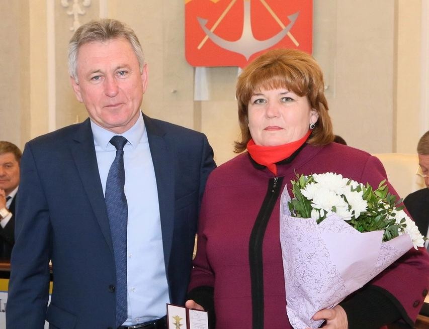 Членов экипажа МАК «Волгодонск» Владимира Волкова и Ивана Улитина наградили в Волгодонске